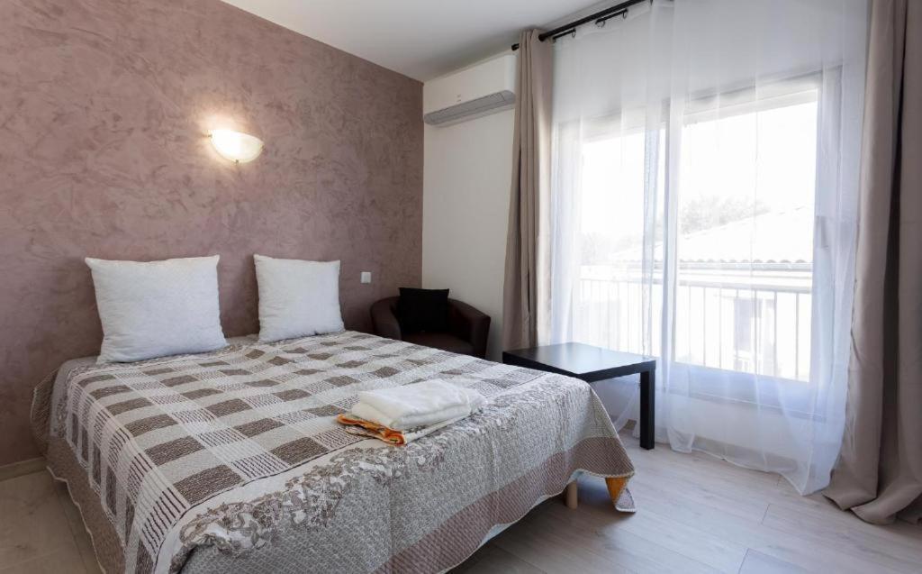 Alizea 2* Avignon